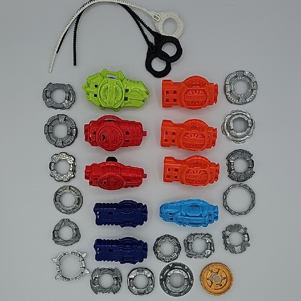 Beyblade Metal Weight Disc & Launchers Lot 20+ Pieces